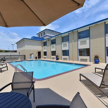 Baymont By Wyndham Ardmore I-35 מראה חיצוני תמונה