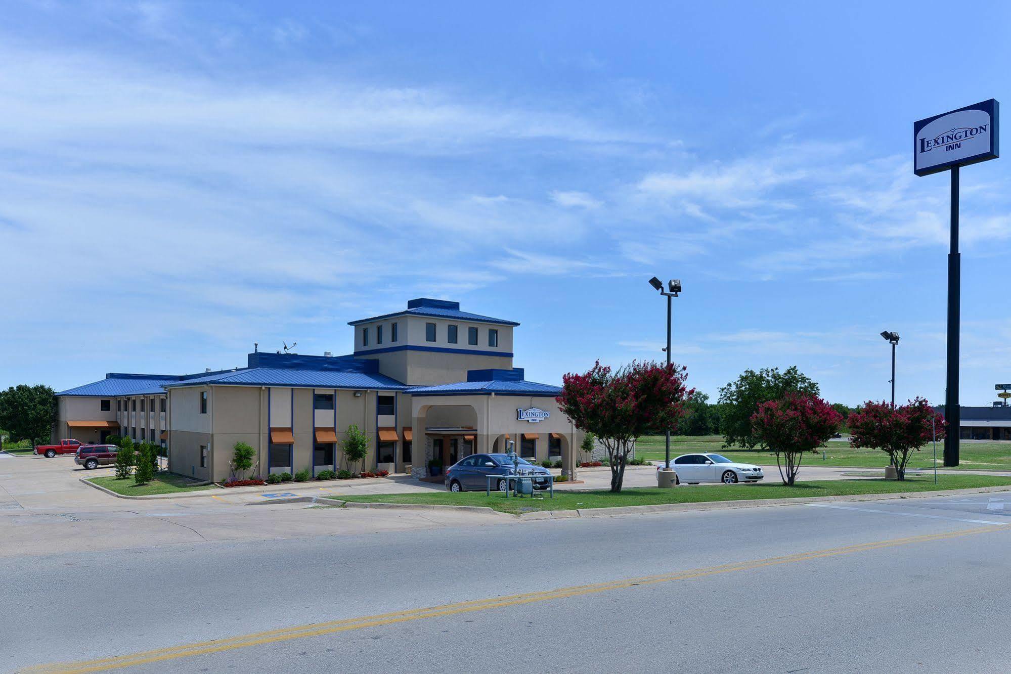 Baymont By Wyndham Ardmore I-35 מראה חיצוני תמונה